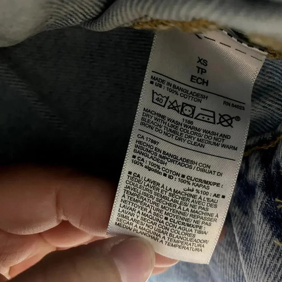 Distressed Classic Jean Jacket for Women Old Navy Size XS - Picture 5 of 5